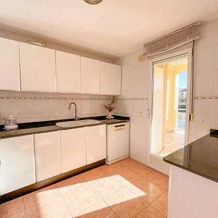 Διαμέρισμα 2-bed Rosaleda Monterey *